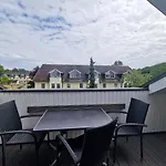Klassik Appartement mit 1 Schlafzimmer und Balkon im Dachgeschoss 172