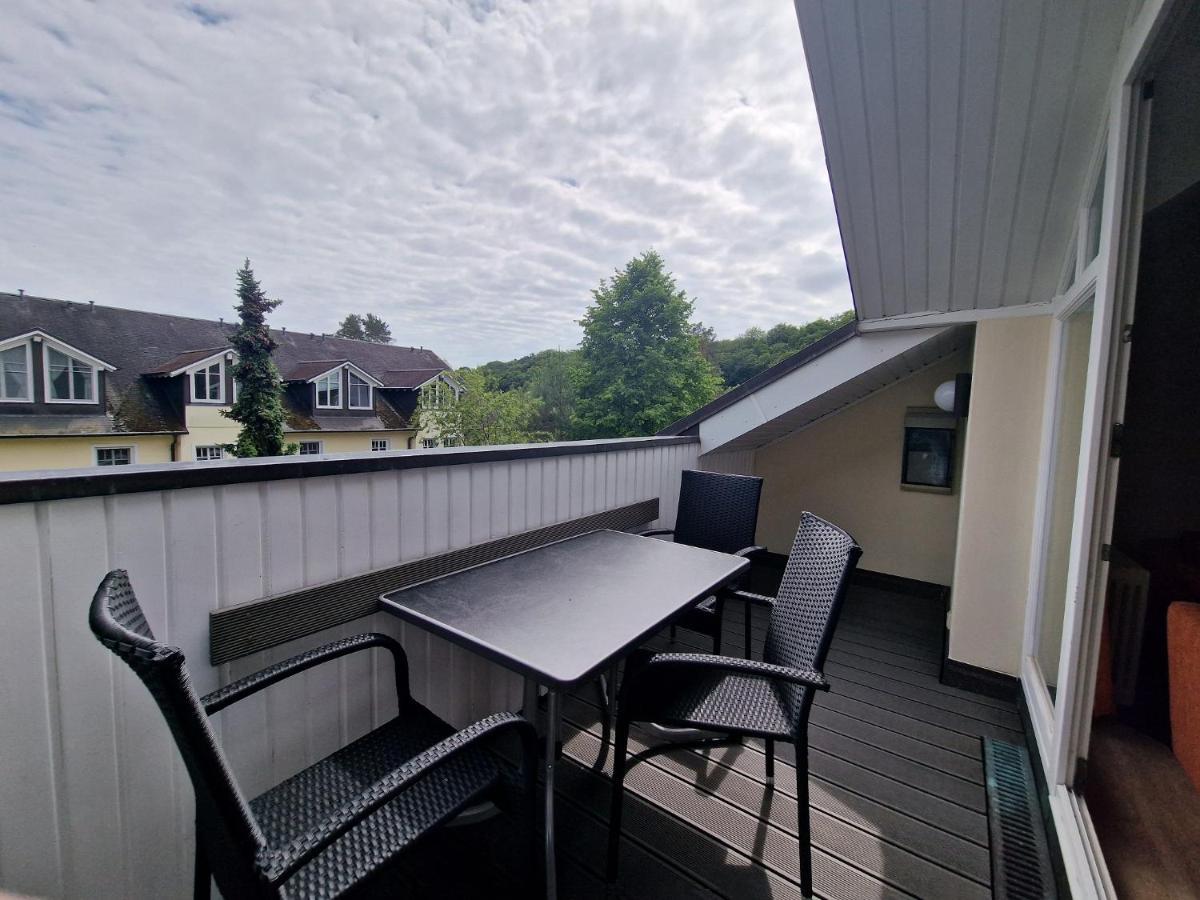 Klassik Mit 1 Schlafzimmer Und Balkon Im Dachgeschoss 172 *